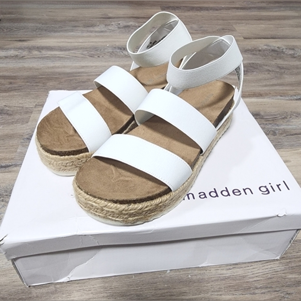 Madden Girl Women's Carly Espadrille Wedge Sandal White Size 7 - New in Box - Picture 9 of 11